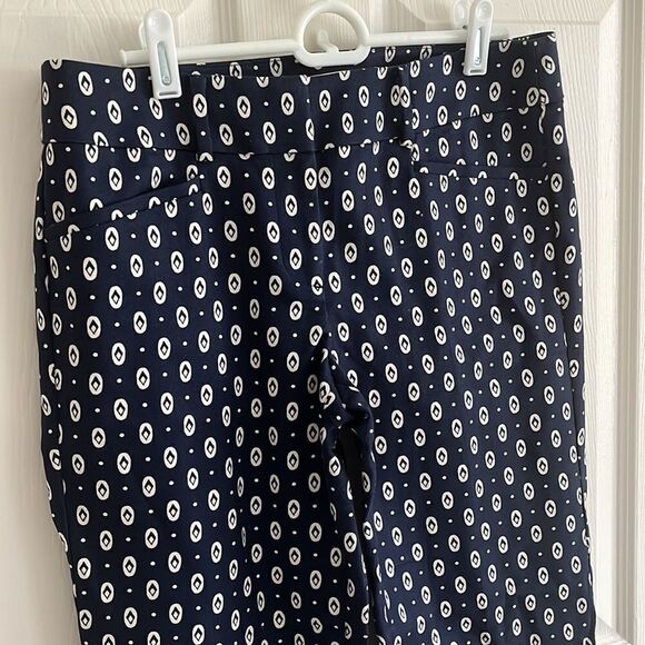 Printed Pants   - Picture 3 of 12